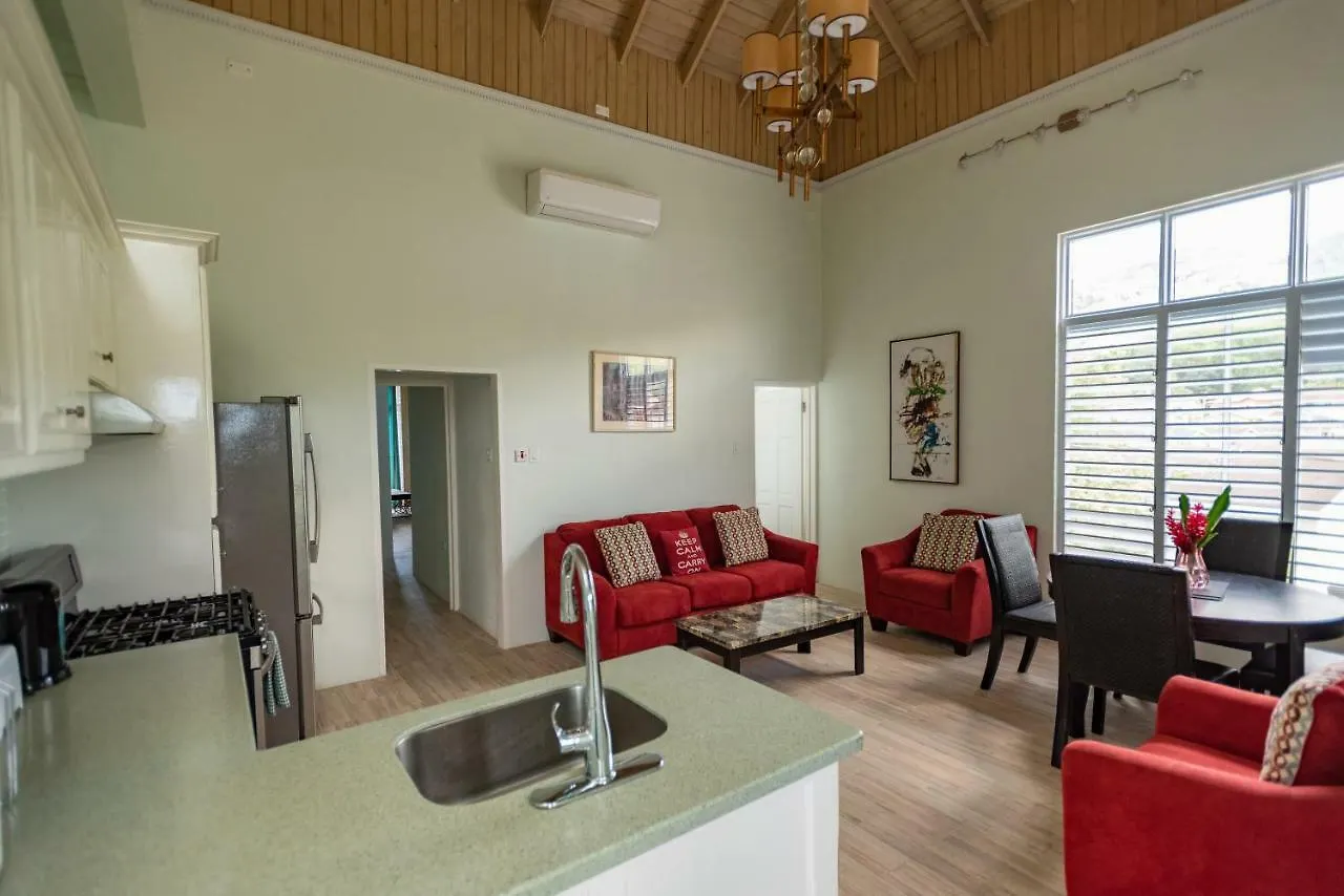 Luxury Bogue Village Duplex Apartment 蒙特哥贝